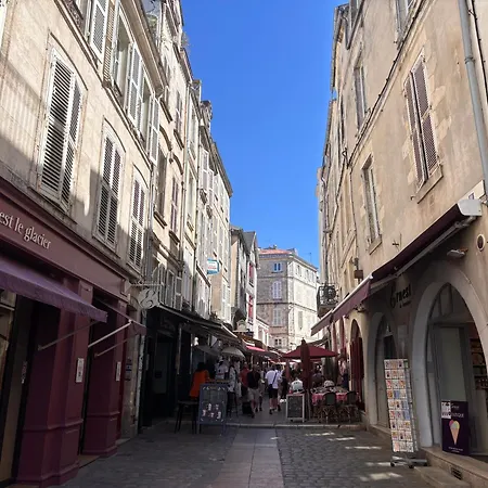 Chic Vue Imprenable Sur Le Vieux Port Apartmán
